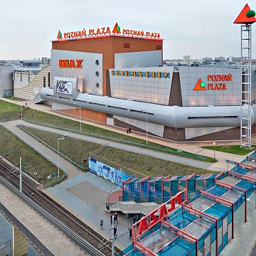Pozna_Plaza_3_2.jpg